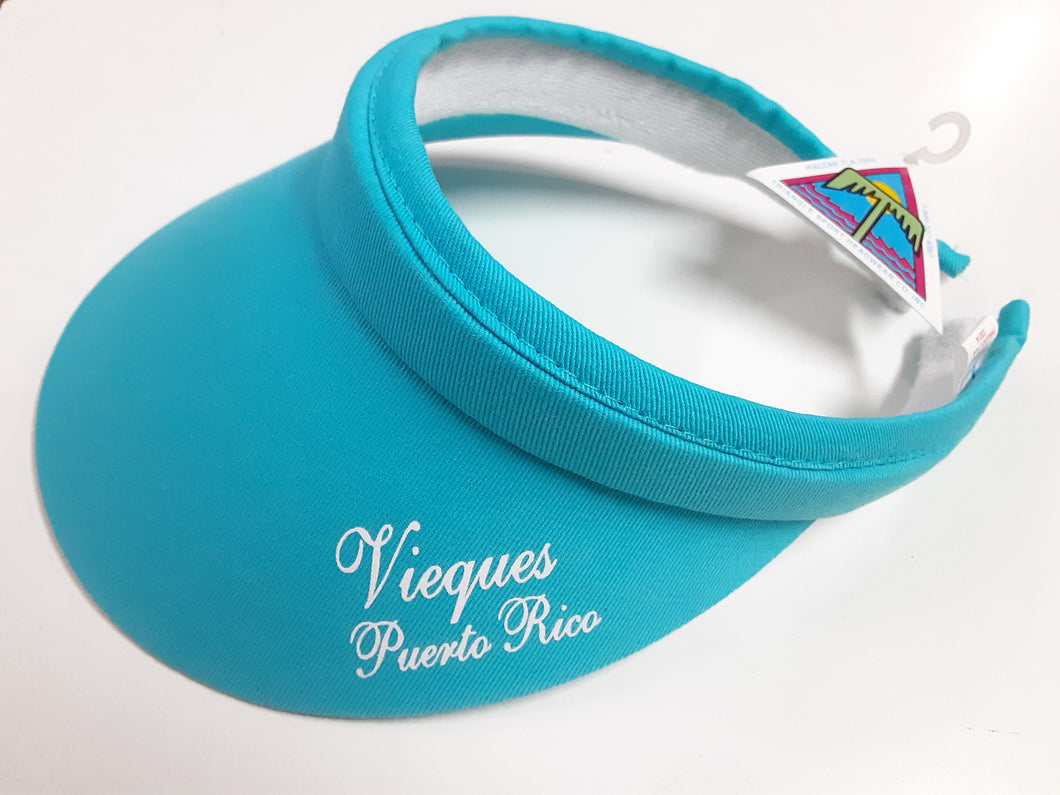 Viseras con el logo de Vieques