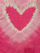 Load image into Gallery viewer, T-shirt mujer con cuello en V, retro, Vieques, Puerto Rico
